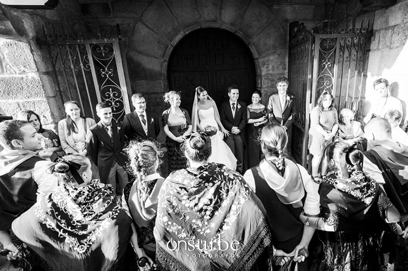 Onsurbe_fotógrafos_bodas_Madrid_Boda_en_Piedralaves_Restaurante_la_Cabaña_La_Adrada_Avila10