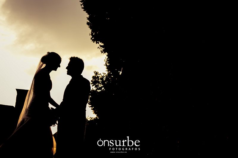 Onsurbe_fotógrafos_bodas_Madrid_Boda_en_Piedralaves_Restaurante_la_Cabaña_La_Adrada_Avila12