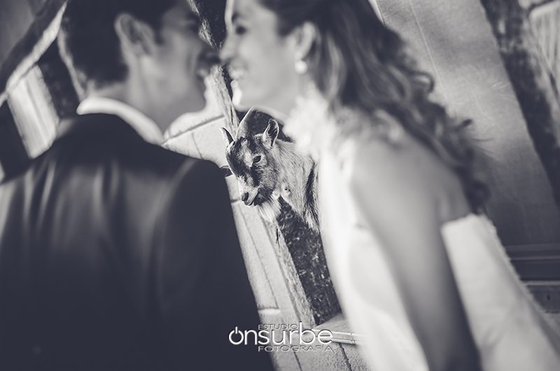 fotografos-bodas-madrid-postboda-Funes-Navarra-Onsurbe-Estudio-Fotografia17